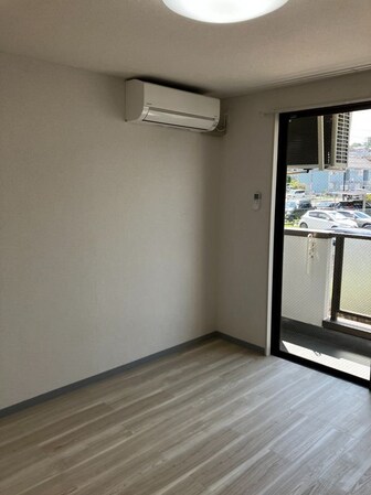 メゾンM&Kの物件内観写真